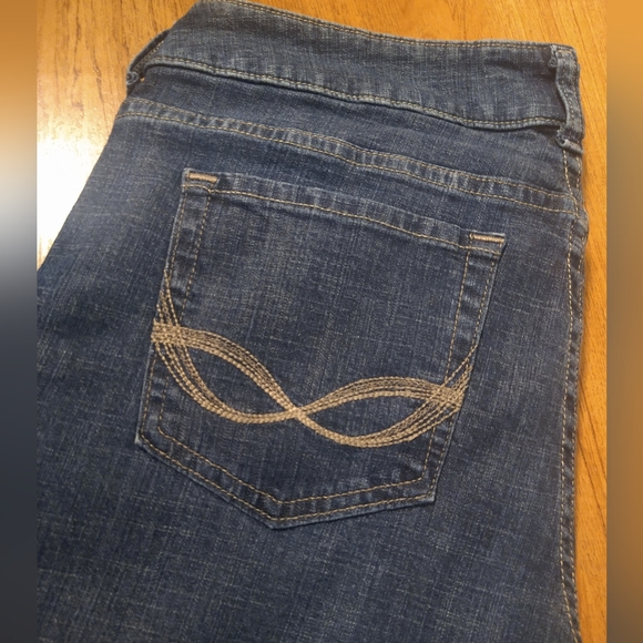 Riders by Lee  Mid Rise Boot Cut size 14L  blue Denim ✨ - Picture 3 of 4